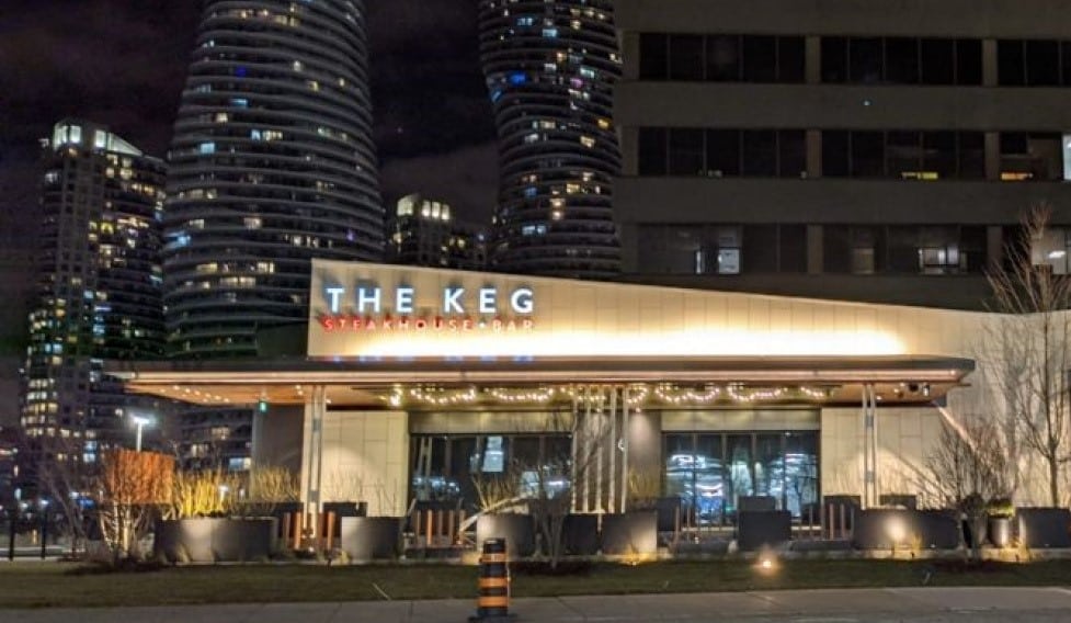 the-keg-square-one-patio the-keg-square-one-patio top 5 patios Top 5 Patios in Square One Mississauga the keg square one patio
