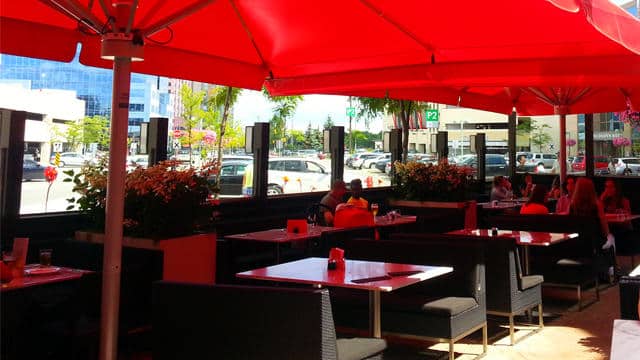 top-5-patios-in-square-one-mississauga-earls top-5-patios-in-square-one-mississauga-earls top 5 patios Top 5 Patios in Square One Mississauga top 5 patios in square one mississauga earls