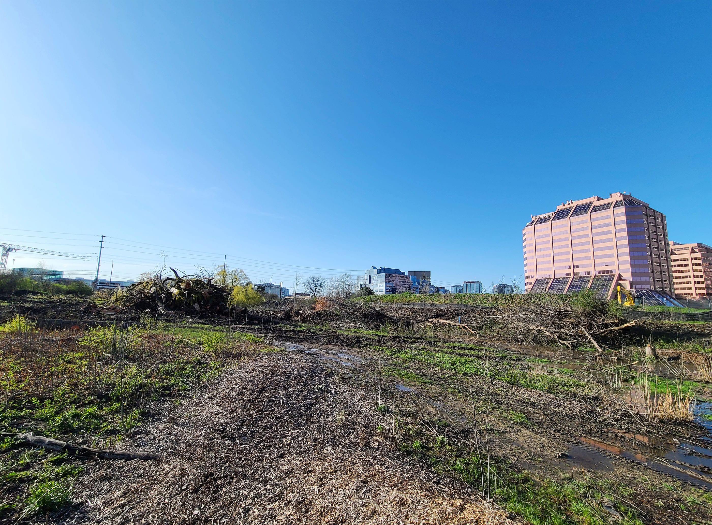 [object object] EXS Condos Release + Exchange District Construction Update 180 burnhamthorpe rd w square one condos exchange district